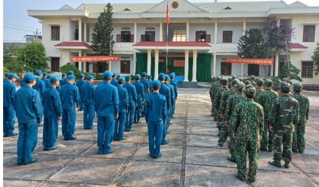 Hướng dẫn giải quyết khó khăn trong tuyển dụng công chức ban chỉ huy quân sự xã