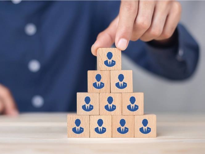 Quy định về điều động cách chức chủ tịch UBND cấp tỉnh cấp xã từ 17/11/2025