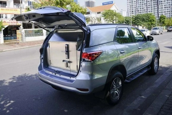 Áp dụng lệ phí trước bạ 2% đối với ô tô chở tiền