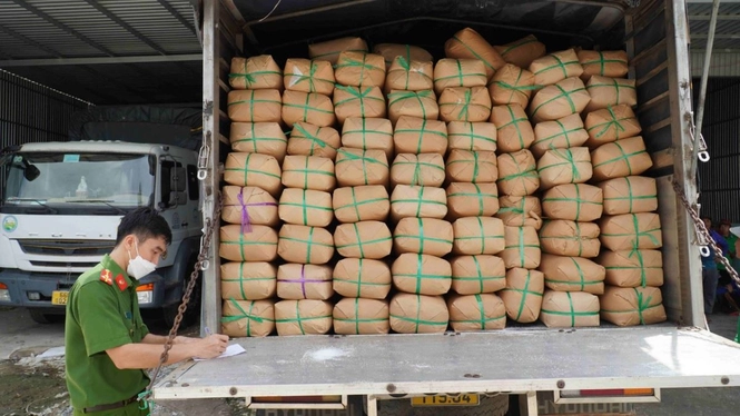 100% vụ buôn lậu, hàng giả phải được phát hiện, xử lý