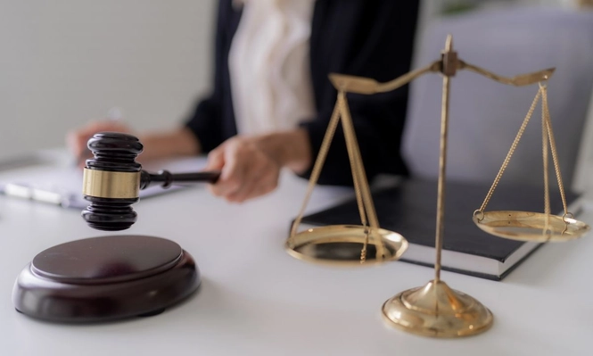 Luật sư công được hưởng lương, hỗ trợ hàng tháng và cơ chế đãi ngộ vượt trội